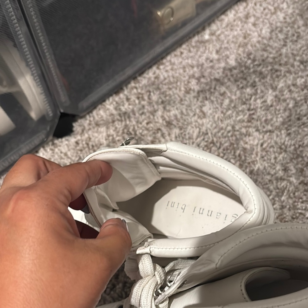 Gianni Bini Elegant White Lace-Up Ankle Boots - Picture 5 of 6